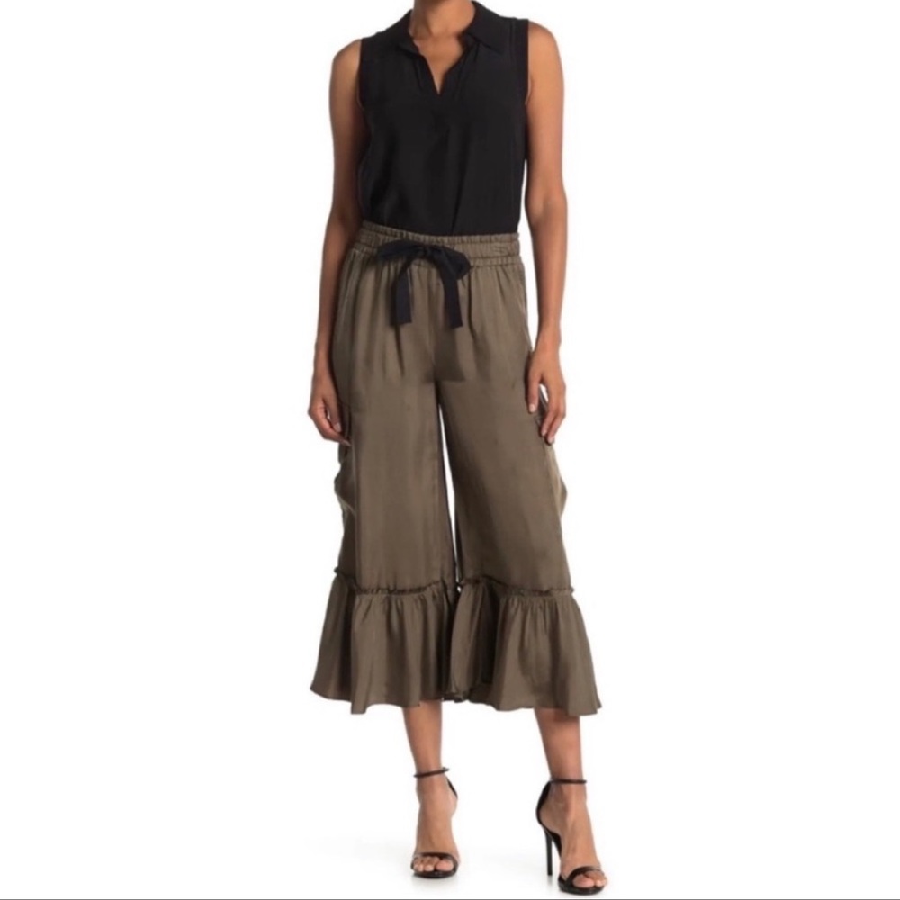 Cinq a Sept Priscilla Cropped Ruffle Hem Cargo Pants Olive Green Medium